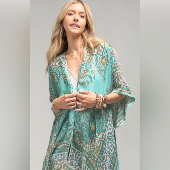 💼 Floral Lightweight Kimono ~ Floral Print ~ OSFM - Picture 3 of 12